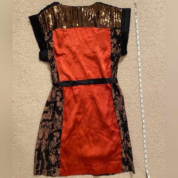 French Connection Cocktail Dress super shinny, has golden sequins on shoulders! - Picture 7 of 11